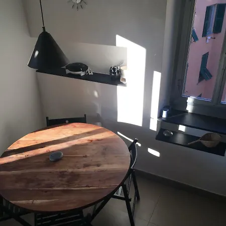 The Nest In The Old City Apartamento Génova